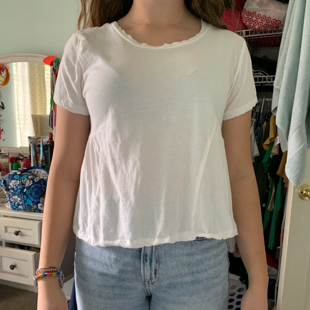 White casual top